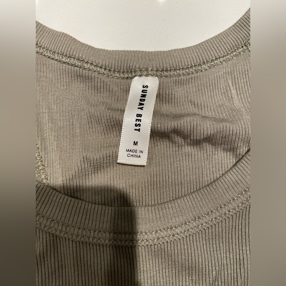 Aritzia Sunday Best Cropped Tank - Picture 2 of 2